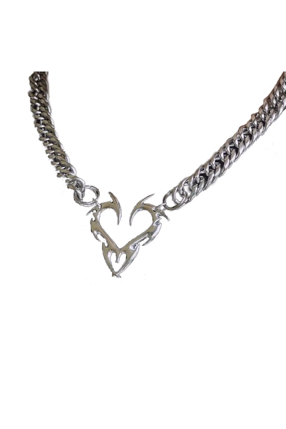 European and Temperament Flame Chain Female Clavicle Chain Fashionable Flame Totems Love-shape Pendant Necklace