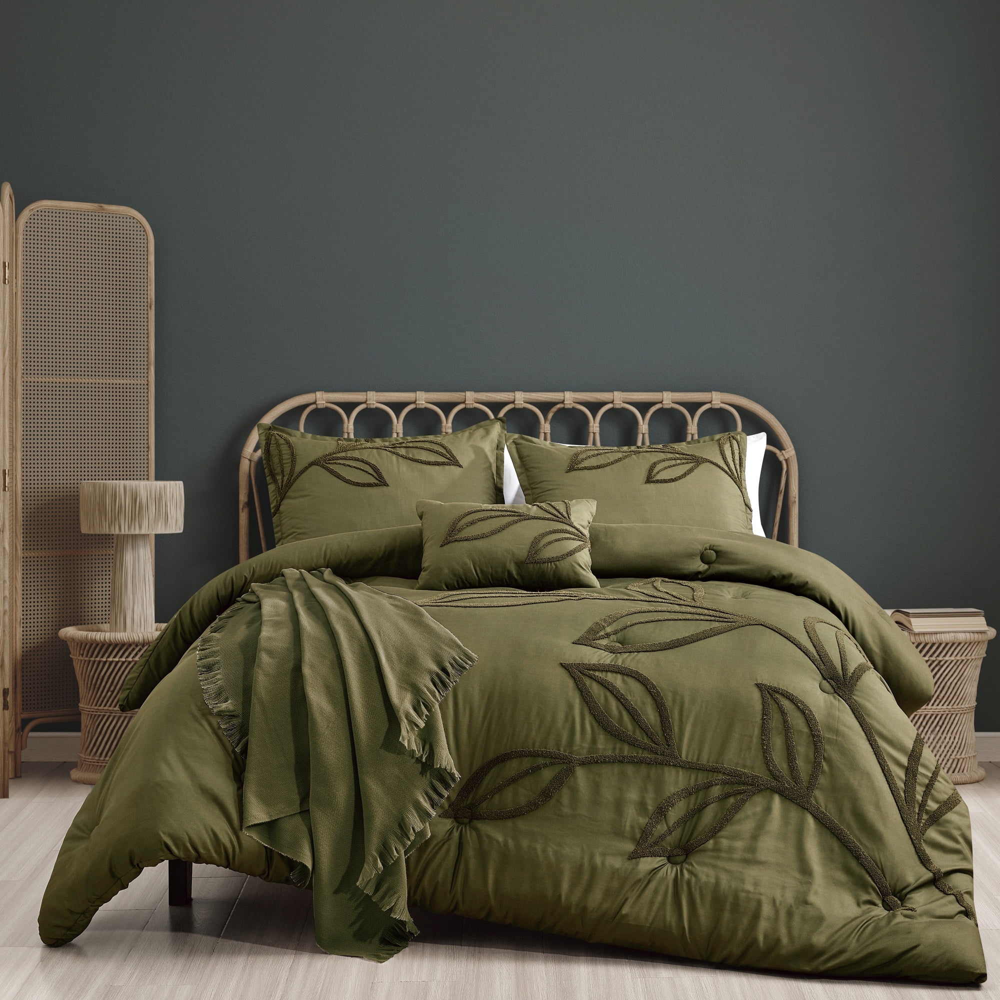 EvJK 5-Piece Comforter Set – Soft & Cozy Cozy Tufting Comforter with Coordinated Shams and Decorative Pillows, Queen