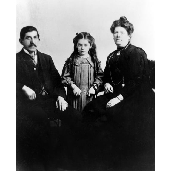 Eva Hart Was Seven When She Boarded The Titanic In 1912. Shown Here With Her Parents. She Escaped With Her Mother