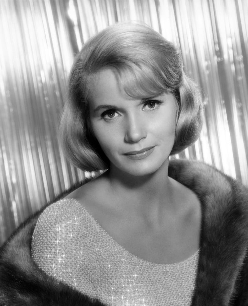 Eva Marie Saint Canvas Art - (16 x 20)