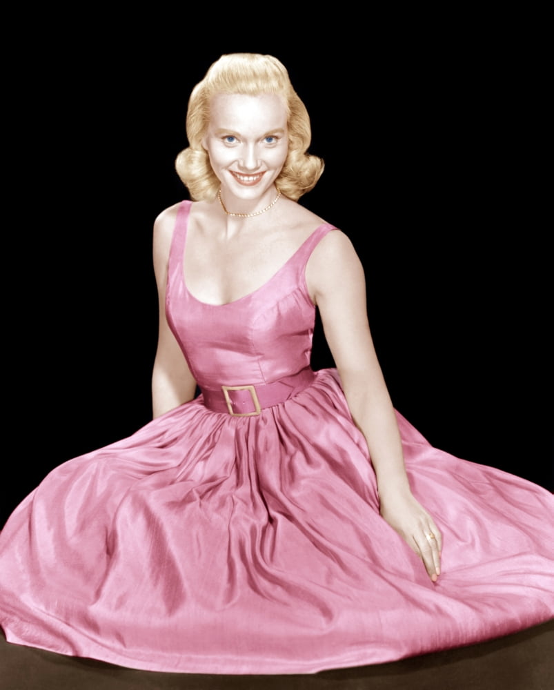 Eva Marie Saint Canvas Art - (16 x 20)