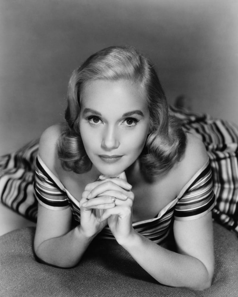 Eva Marie Saint Canvas Art - (16 x 20)