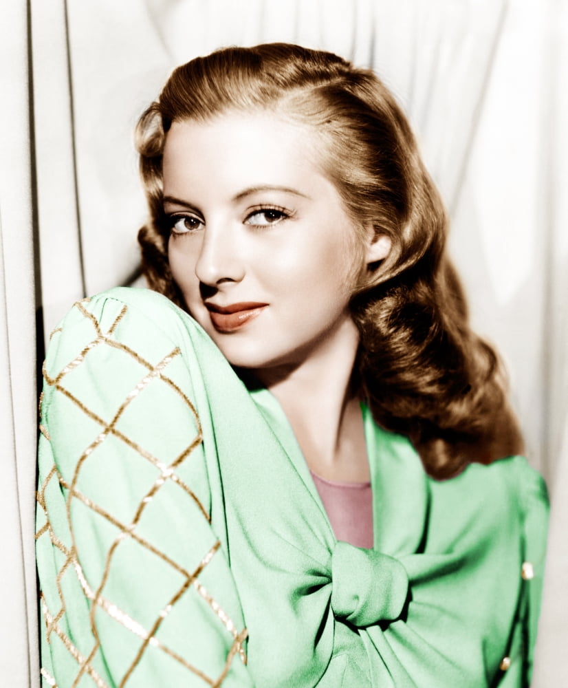 Evelyn Keyes Canvas Art - (16 x 20)