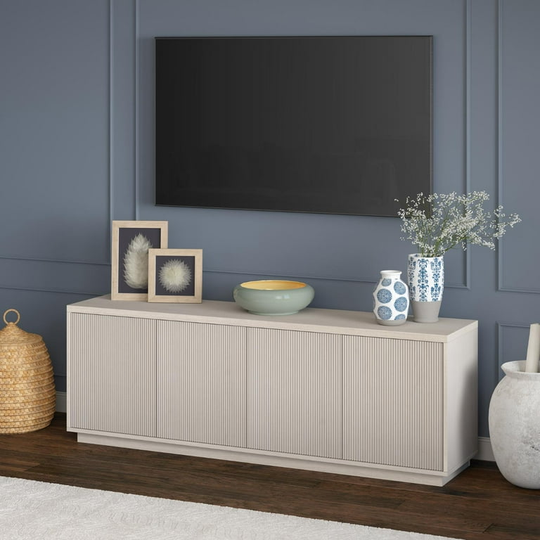 Evelyn&Zoe Hanson Transitional TV Stand for 75