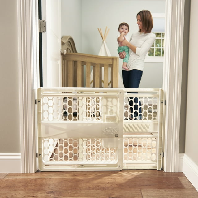 Evenflo Memory Fit Pressure Mounted Baby Gate, For Use with Infants