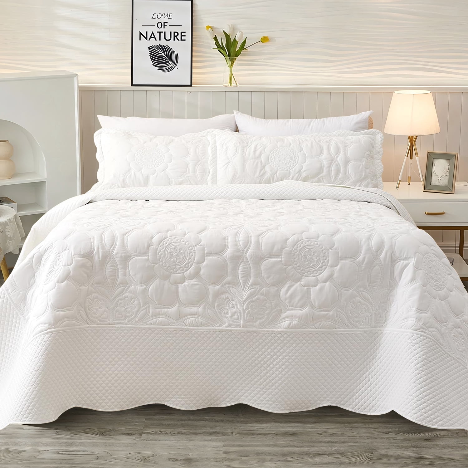 Evenhug 3 Piece Oversized King Size Quilt Set Lightweight Reversible Bedspread Coverlets for All Seasons, White
