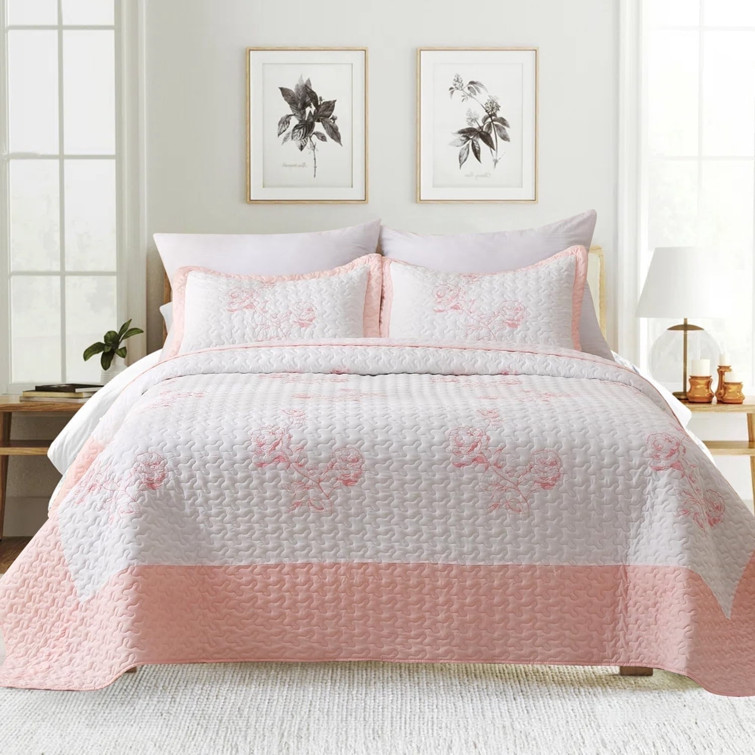 Evenhug  3-Piece King Floral Embroidery Quilt Set, Soft Lightweight Bedspread for All Season, Pink