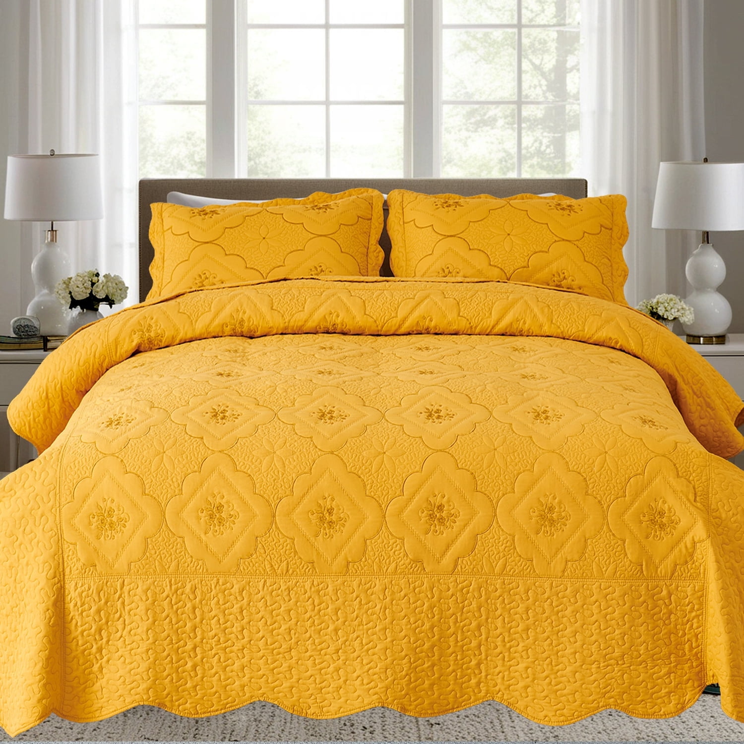 Crowned Charm 3-Piece Quilted Bedding Set NCU0NNT691