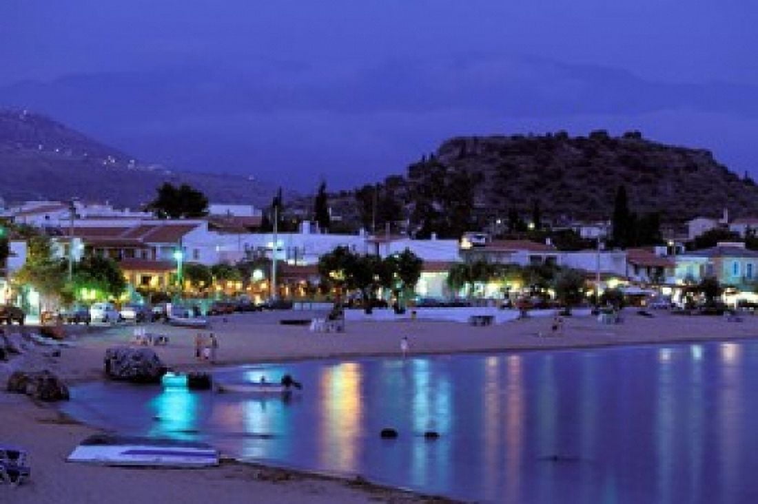 Evening Harbor View Stoupa Messina Peloponnese Greece Canvas Art - Walter Bibikow  DanitaDelimont (35 x 23)