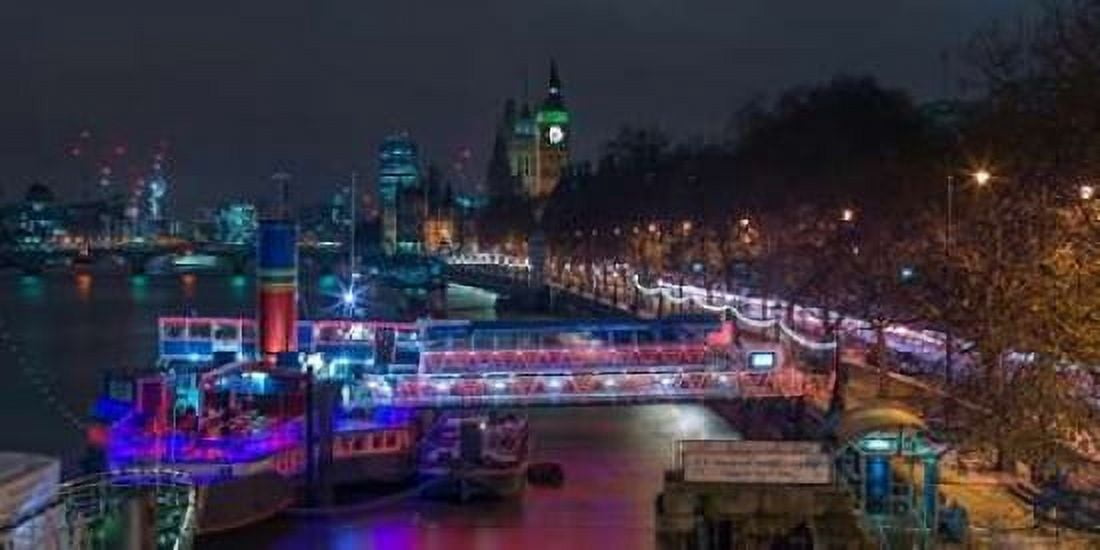 Evening view of London city Canvas Art - Assaf Frank (10 x 20)