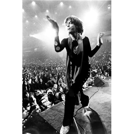 Everett Collection EVCMBDGISHEC002HLARGE Gimme Shelter Mick Jagger 1970 Photo Print, 16 x 20 - Large