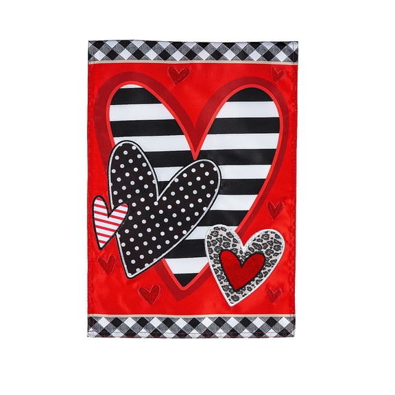 Evergreen Applique Garden Flag - Patterned Heart, 12.5 x 18 inch Double Sided