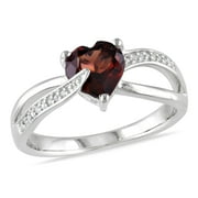 Everly Womens Garnet Sterling Silver Ring