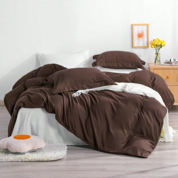 Everyday Comfort Bedding Set – Chocolate Microfiber, Soft And Low Maintenance