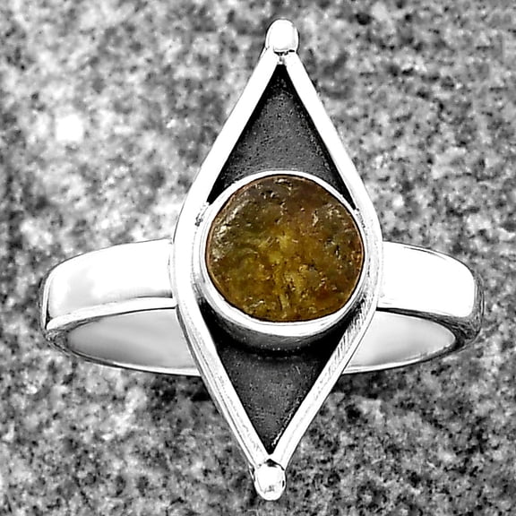 Evil Eye - Rare Kornerupine Rough 925 Sterling Silver Ring s.8 Jewelry R-1628 SDR214221