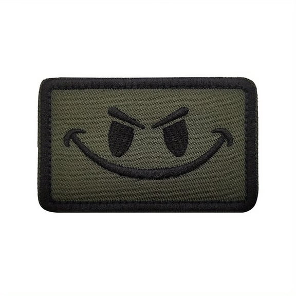Evil Smile Face Patch - Creepy Grin Embroidered Badge for Backpack, Jacket, Hat - Goth Punk Style