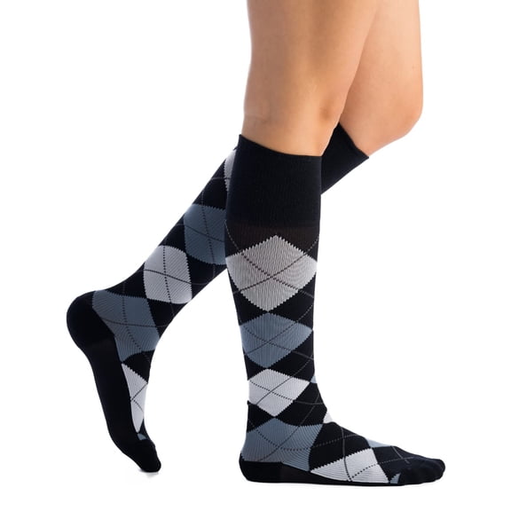 EvoNation Patterns Classic Argyle 15-20 mmHg Compression Socks