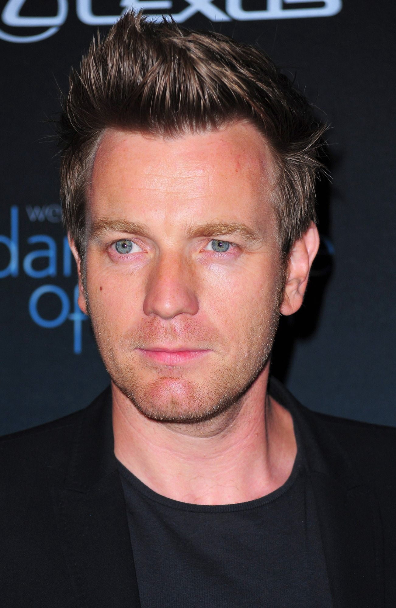 Ewan Mcgregor At A Public Appearance For The Darker Side Of Green Debate Series Canvas Art - (16 x 20)
