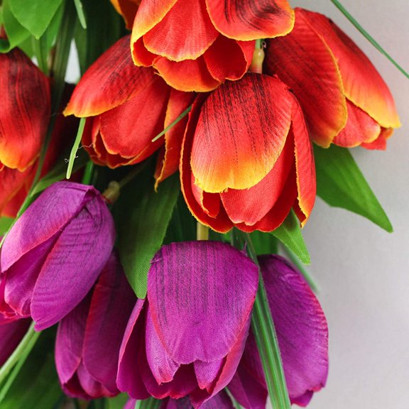 Ewer 20 Inches Tulip Wreath, Artificial Flower Handmade Floral Wreath for 2022 New Spring, Simulation Round Spring Garland for Front Door Wedding Wall Home Decor$$Home Decor, Kitchen, & Other