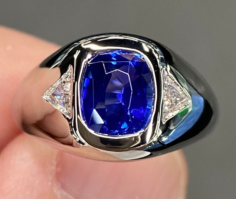 Natural Blue Sapphire Vintage Ring - 925 Sterling Silver Handmade Band - Anniversary Gift