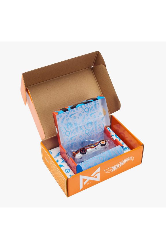 Exclusive Mattel Creations Paul George Hot Wheels Circle Tracker