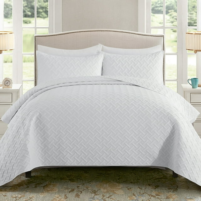 Exclusivo Mezcla 3Piece White Queen Size Quilt Set, Weave Pattern