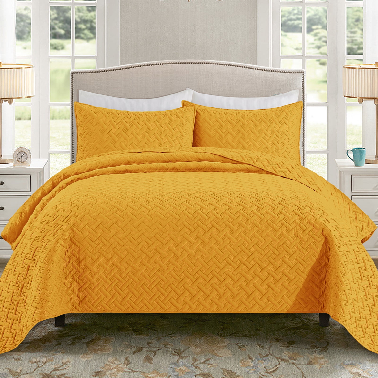 Exclusivo Mezcla 3Piece Yellow Queen Size Quilt Set, Weave Pattern