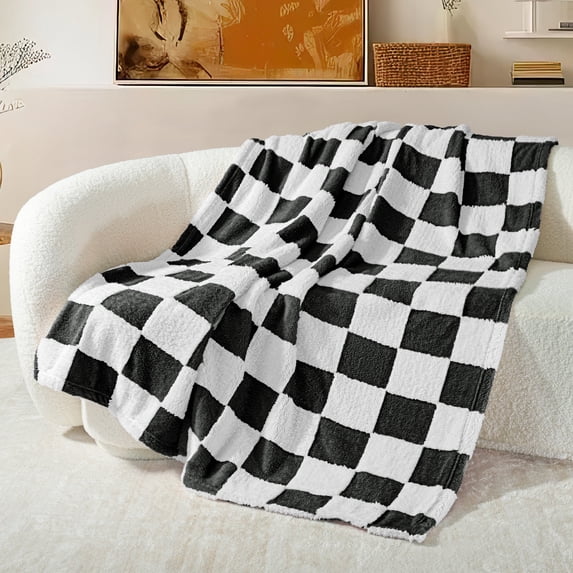 Exclusivo Mezcla Checkered Throw Blanket, Super Soft and Warm Fluffy Fleece Blanket for Couch, Sofa, Bed, Cute Plaid Pattern, Black, 50"x60"