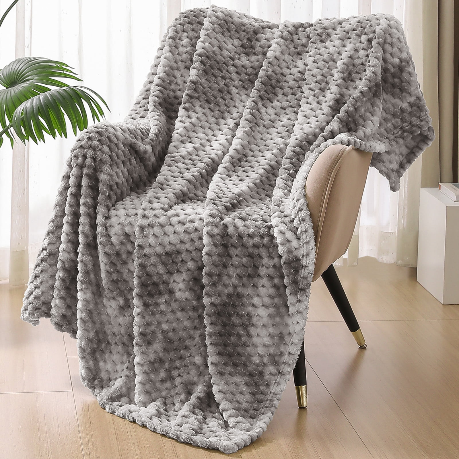 Exclusivo Mezcla Fleece Throw Blanket Couch Super Soft 3D Striped Jacquard Bed Blanket Lightweight Fuzzy Cozy Blankets Seasons 50×60 Inches Pink Blan