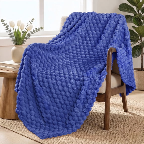 Exclusivo Mezcla Large Soft Fleece Throw Blanket, 50"x70" Stylish Jacquard Throw Blanket for Couch, Cozy, Warm, Lightweight Cobalt Blue Blanket