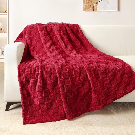 Exclusivo Mezcla Fleece Throw Blanket for Couch, Super Soft Warm Lightweight Checkered Pattern Blanket for All Seasons, Deep Red, 50"x60"