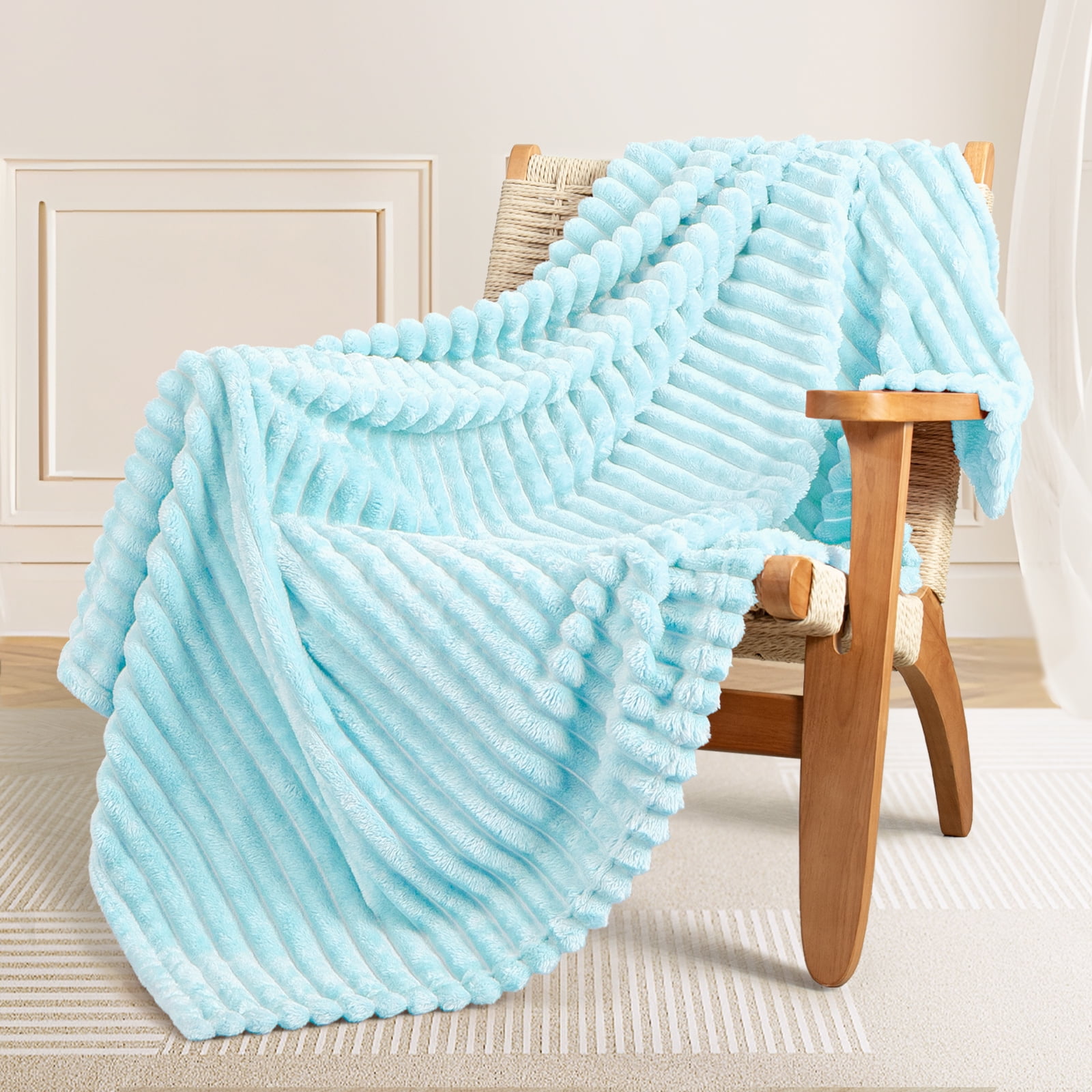 Soft Plaid Fleece Throw Blanket – 50x60 Inches, 3D Jacquard, Lightweight & Cozy For Couch Or Travel, Dark Grey