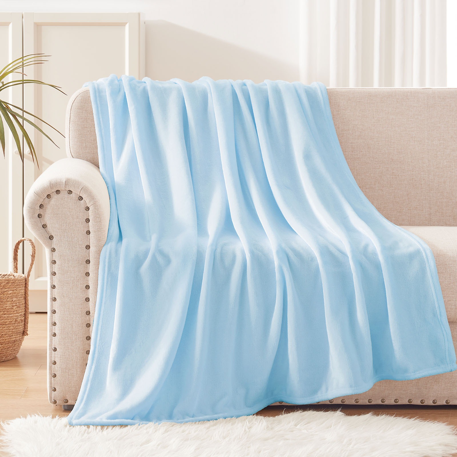 RnemiTeamo Plush Extra Fleece Throw Blanket for Couch,Bed and Sofa