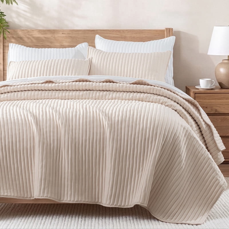 Exclusivo Mezcla Full Queen Quilt Bedding Set, Stripe Stitching Beige Quilts Queen Size for All Seasons, Soft Lightweight Microfiber Bedspreads Coverlets Bed Cover, 90"x96"