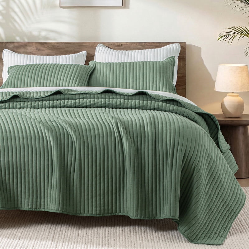 Exclusivo Mezcla Full Queen Quilt Bedding Set, Stripe Stitching Dark Green Quilts Queen Size for All Seasons, Soft Lightweight Microfiber Bedspreads Coverlets Bed Cover, 90"x96"
