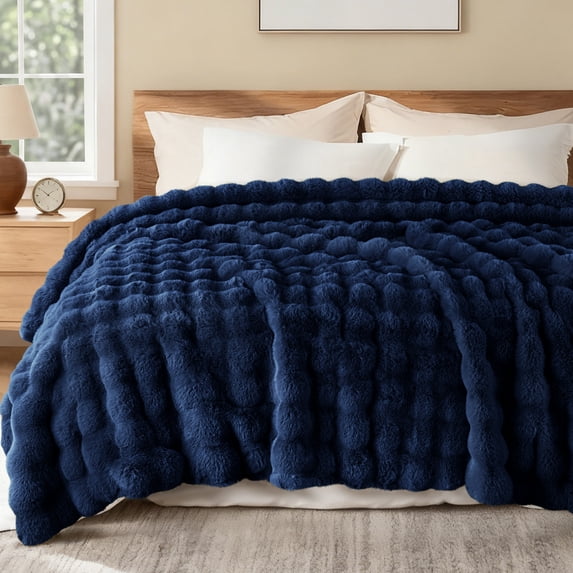 Exclusivo Mezcla Fuzzy Faux Fur Bed Blanket Queen Size, Sherpa Fleece Blankets,Fluffy Plush Warm Throws for Couch, Bed, 90X90 Inches, Navy Blue