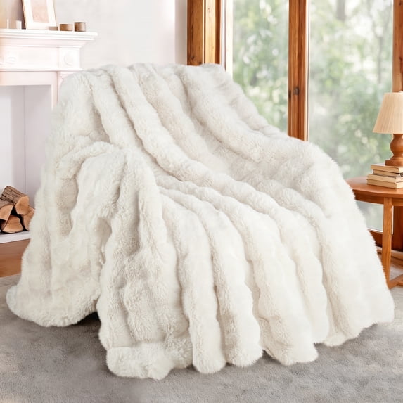 Exclusivo Mezcla Fuzzy Faux Fur Throw Blanket, Sherpa Fleece Blankets,Fluffy Plush Warm Throws for Couch, Bed, 50x60 Inches, White