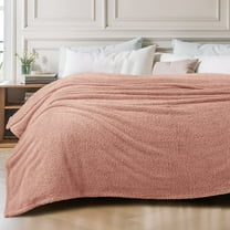 Exclusivo Mezcla Fuzzy Fleece Bed Blanket, Lightweight Fluffy Solid Velvet Blankets Queen Size, Suitable for All Seasons, 90x90 Inches, Dusty Pink