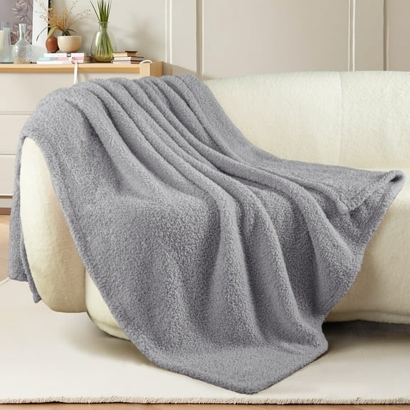 Exclusivo Mezcla Fuzzy Fleece Throw Blanket for Couch Sofa, Lightweight Fluffy Solid Velvet Blanket, 50x60 Inches, Light Grey