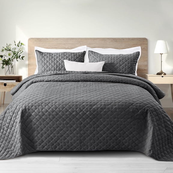 Exclusivo Mezcla Gray Queen Quilt Set, Box Pattern Ultrasonic Lightweight Bedspreads, Soft Coverlets Bedding Set with Pillow Shams