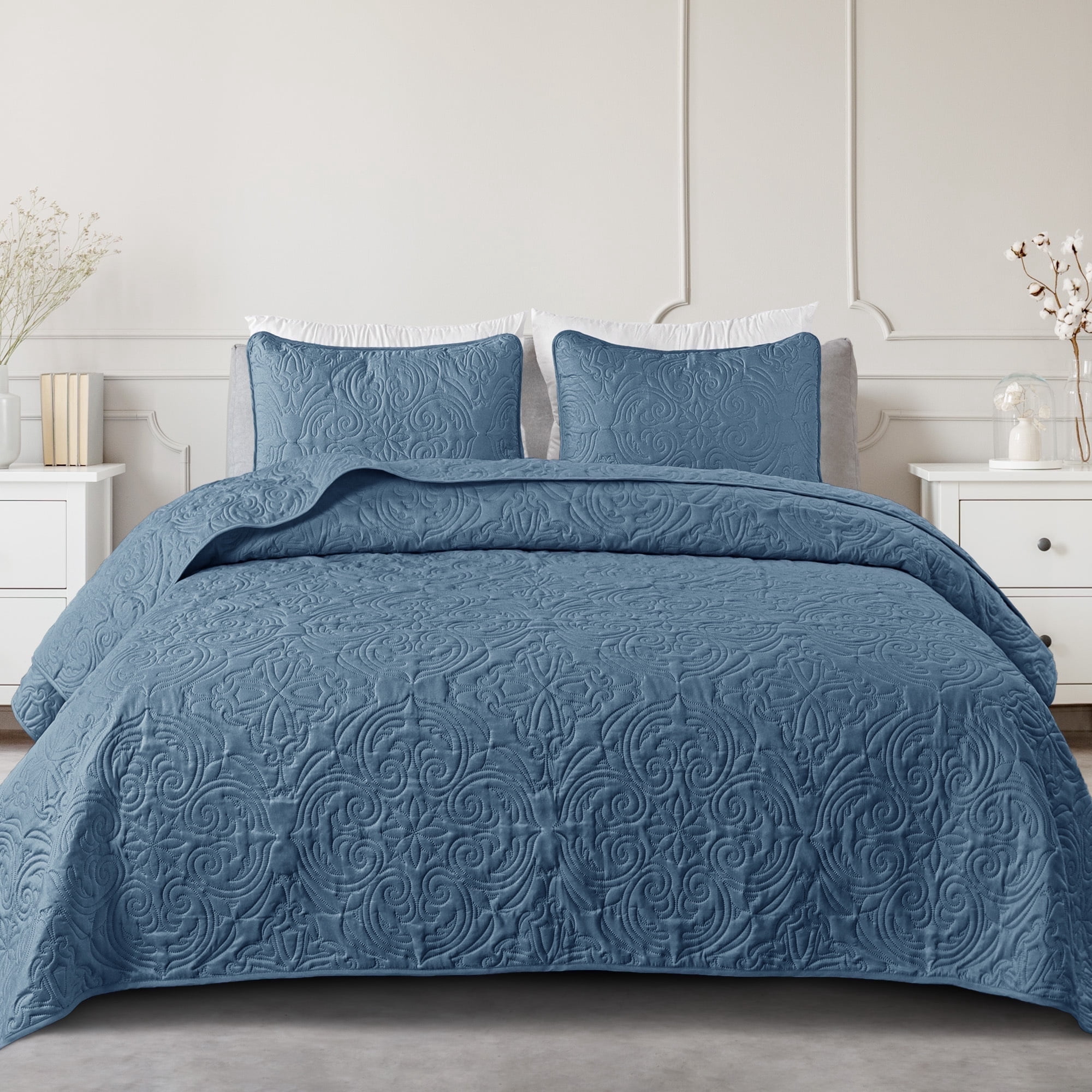 Exclusivo Mezcla King Quilt Bedding Set, Lightweight Vintage King Size Quilts with Pillow Shams, Soft Bedspreads Coverlets for All Seasons (104"x96", Bluish Grey)