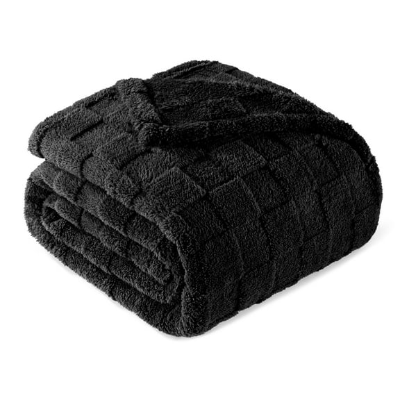 Exclusivo Mezcla King Size Flannel Fleece Blanket, Super Soft Warm Lightweight Checkered Pattern Blanket for All Seasons, Black, 90"x104"