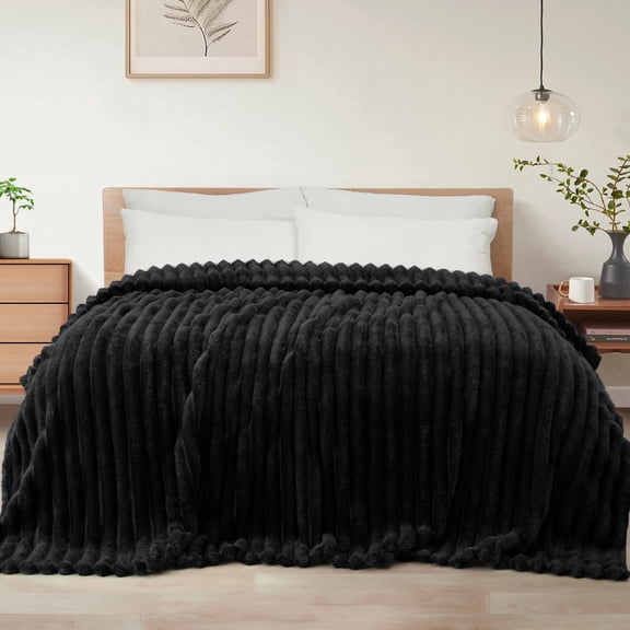 Exclusivo Mezcla King Size Flannel Fleece Blanket, Super Soft 3D Striped Jacquard Blanket for Bed, Lightweight Fuzzy Cozy Blankets, Black, 90"x104"