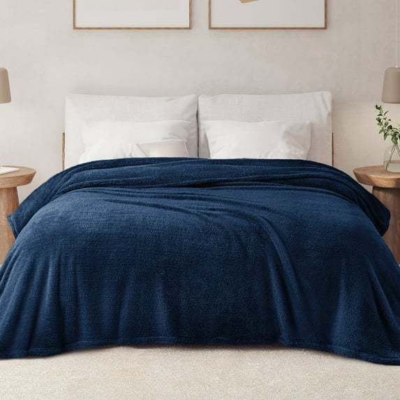Exclusivo Mezcla King Size Flannel Fleece Blanket, Super Soft Velvet Plush Bed Blanket, 90x104 Inches, Navy Blue
