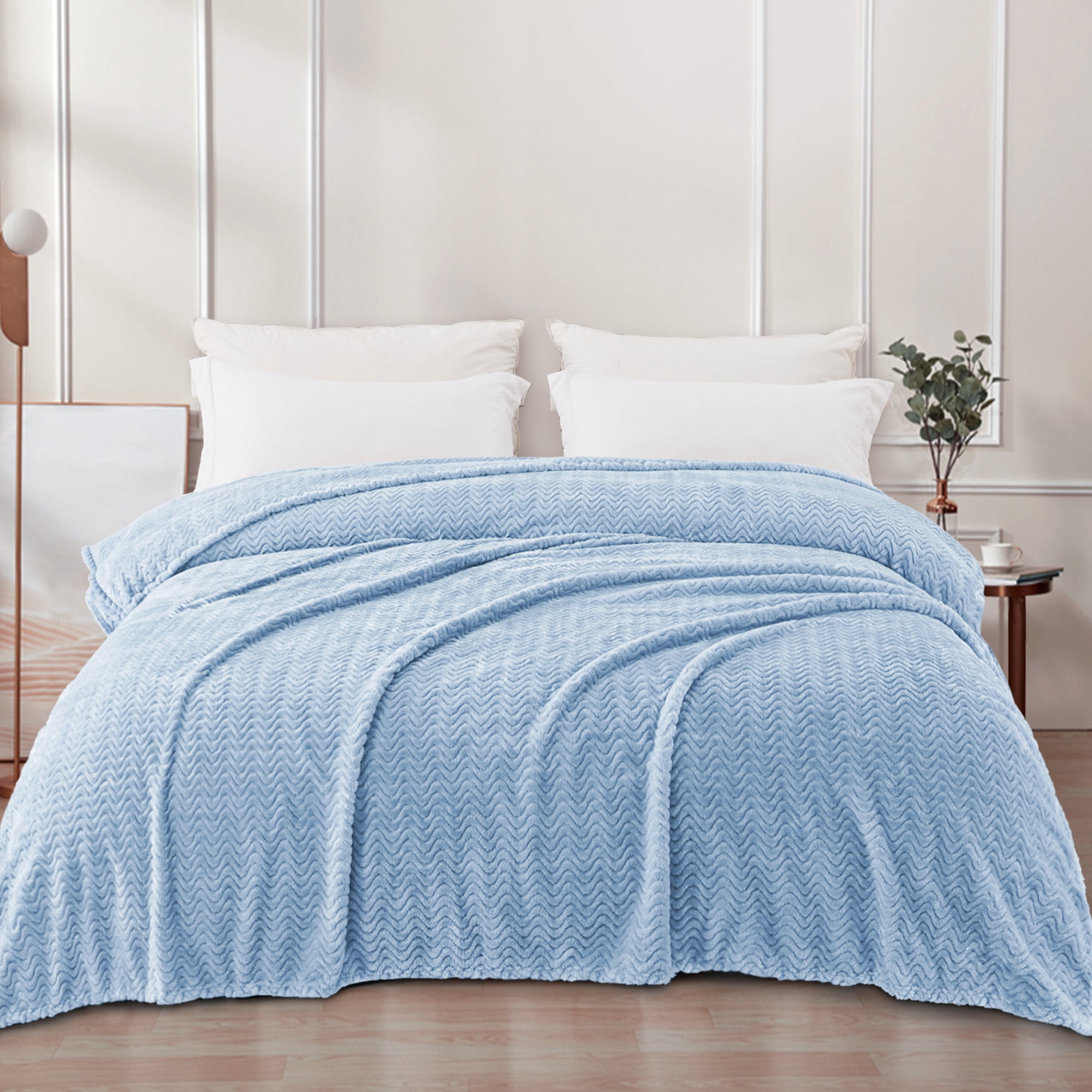 Exclusivo Mezcla King Size Flannel Fleece Bedspread - Soft, Warm