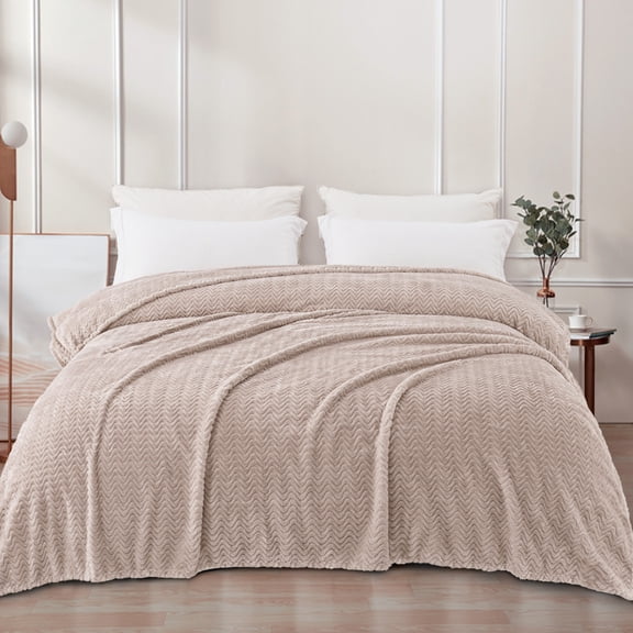 Exclusivo Mezcla King Size Jacquard Weave Wave Pattern Flannel Fleece Velvet Plush Bed Blanket as Bedspread/Coverlet/Bed Cover (90" x 104", Camel)