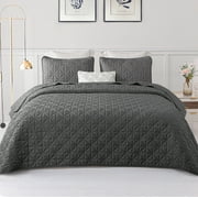 Exclusivo Mezcla King Size Quilt Bedding Set for All Seasons, Lightweight Soft Grey Quilts King Size Bedspreads Coverlets Bed Cover with Geometric Stitched Pattern, (1 Quilt, 2 Pillow Shams)