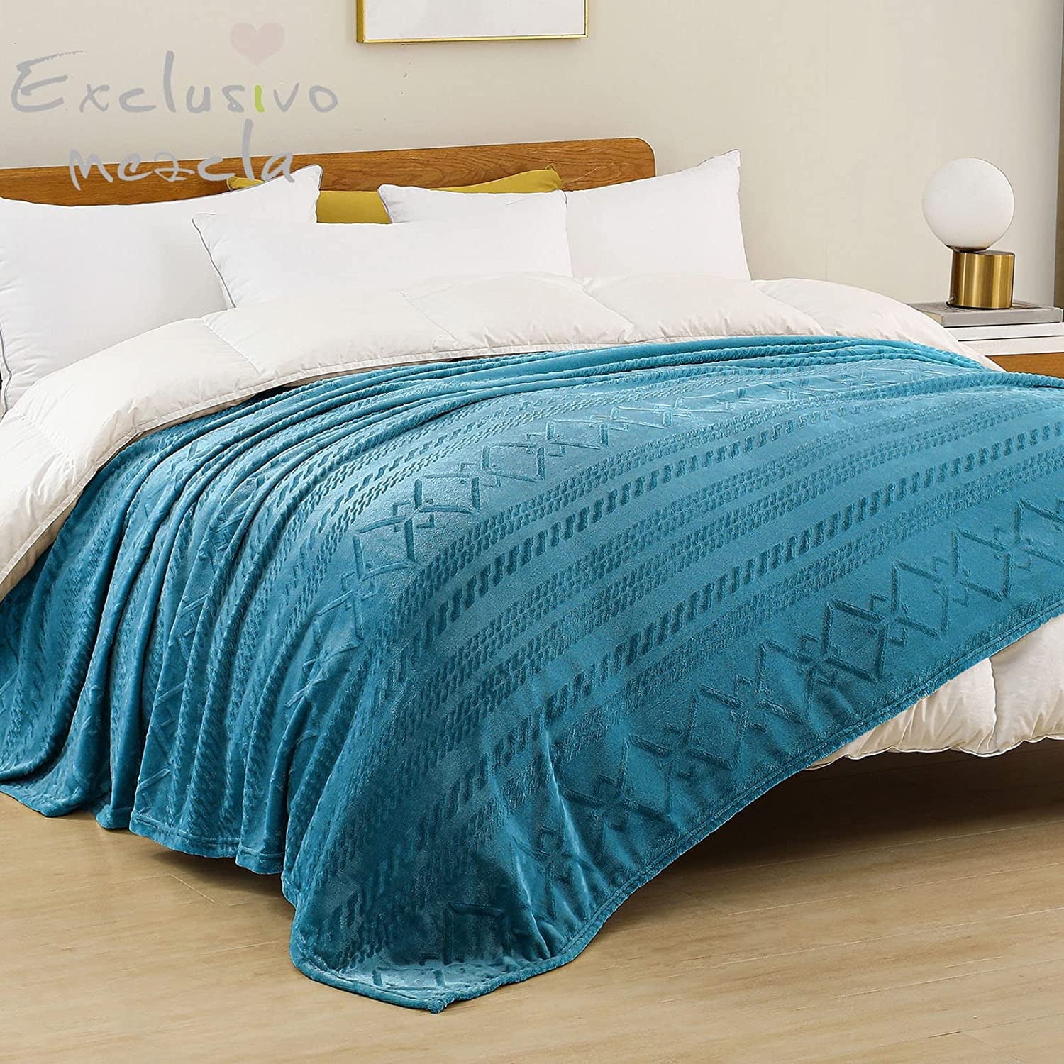 Exclusivo Mezcla King Size Soft Bed Blanket, Warm Fuzzy Luxury Bed