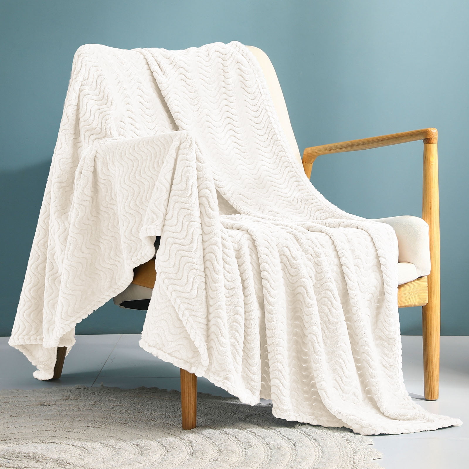 Off-White Large Fleece Throw Blanket with Jacquard Weave Wave Pattern