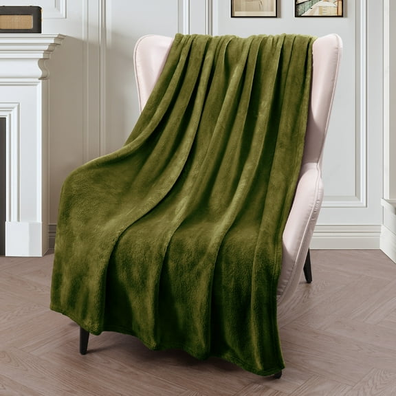 Exclusivo Mezcla Large Flannel Fleece Velvet Plush Throw Blanket - 50" x 70" (Olive Green)